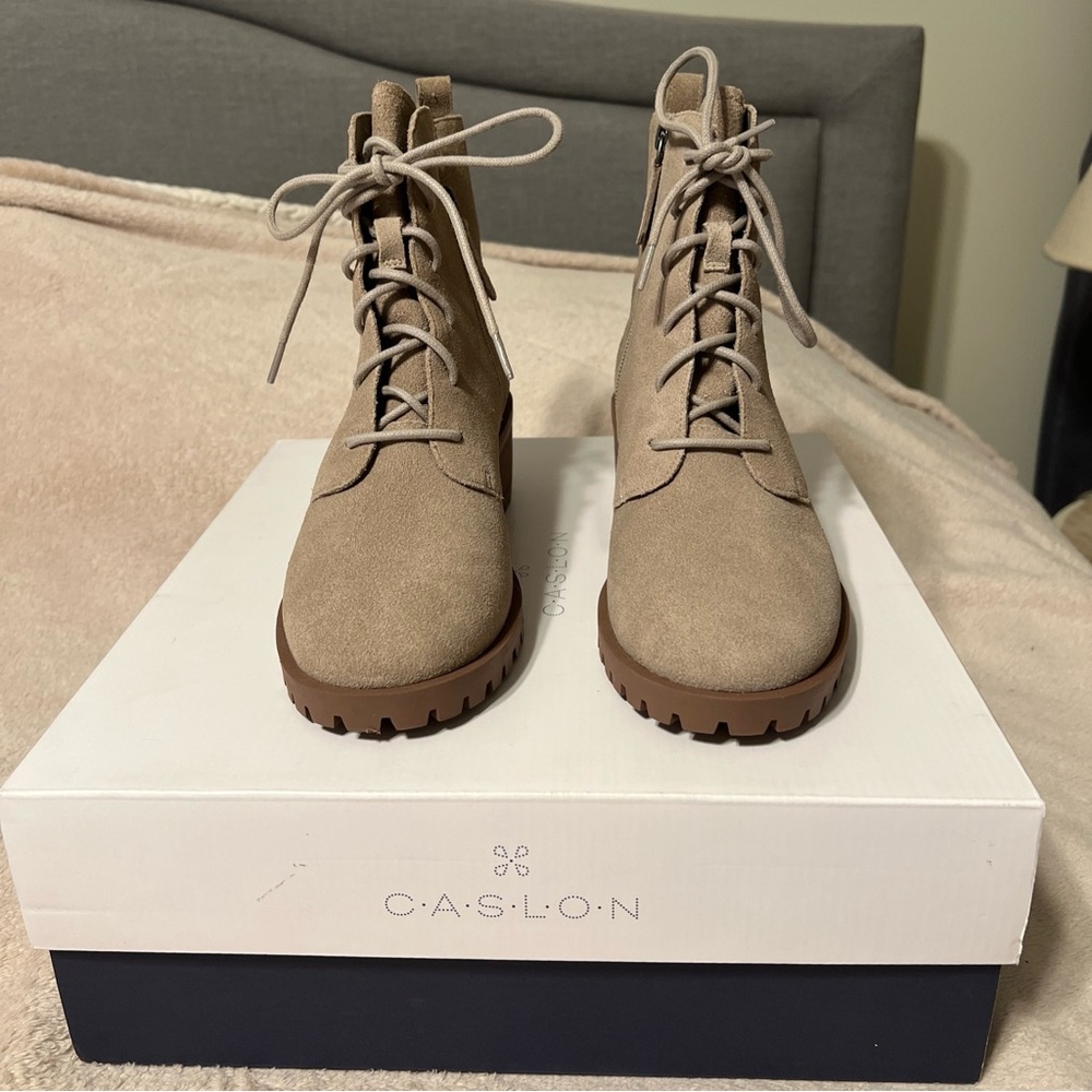 CASLON beige taupe leather ankle boots NIB sz 8.5M size zip water resistant